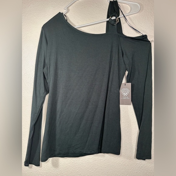 Vince Camuto Women's Long Sleeve
Asymmetrical Neckline Top Green
Size Medium - Picture 4 of 11